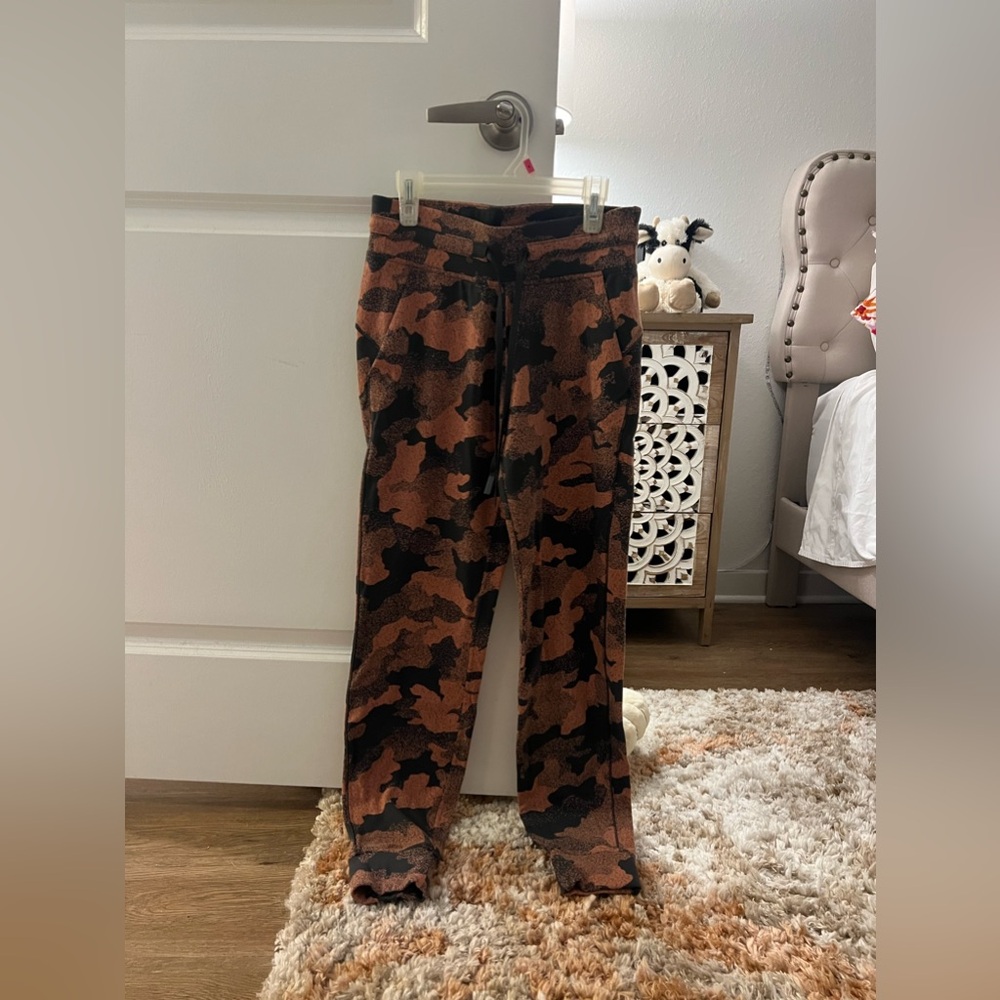 Lululemon Joggers